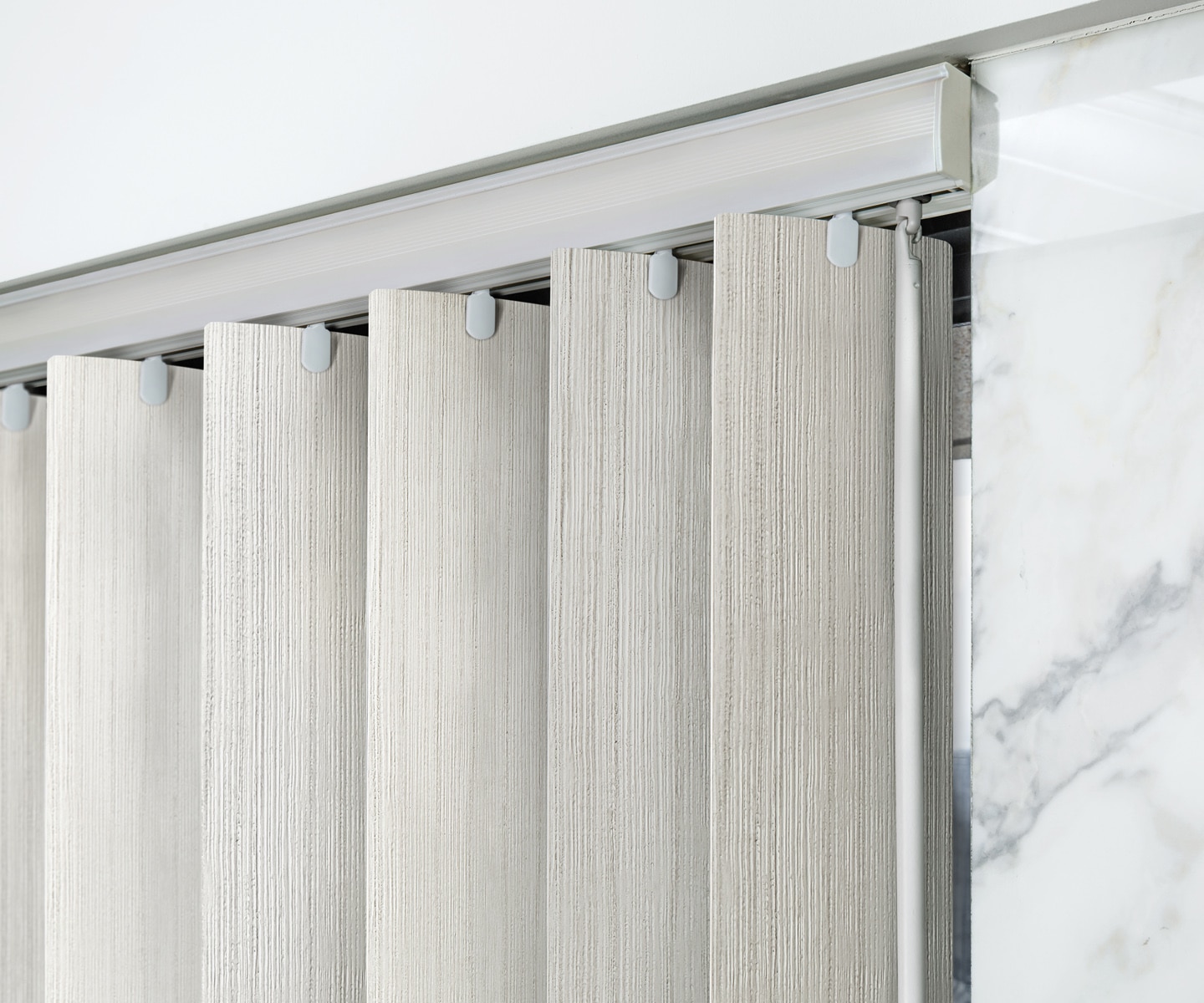 Vertical Blinds Dubai Guide for Modern Interiors